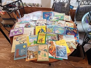 31 Stück - Kleinkind Kinder HB & PB Lesebücher gemischtes Set Vintage bis Mod - Bild 1 von 23