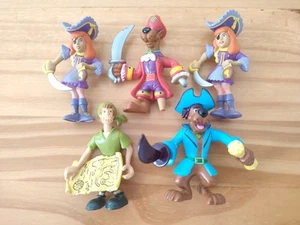 Scooby Doo Pirate Mini Figure Bundle Daphne Shaggy x 5 - Picture 1 of 9