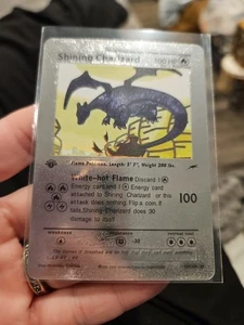Shining Charizard Silver Foil Fan Art Vinyl Sammler Pokemon Karte - Bild 1 von 4