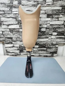 Kinterra Freedom Innovations Beinprothese unterhalb Knie linkes Bein Fuß Katze 7 Gr. 27 - Bild 1 von 17