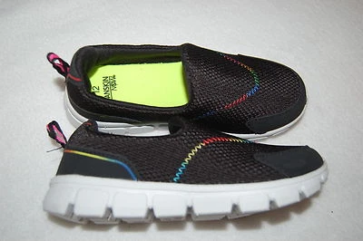 Zapatos informales para niñas NEGROS SIN CORDONES peso ligero PUNTADA ARCO IRIS malla 12 13 1 2 3 4 5 6 Foto 1 de 2