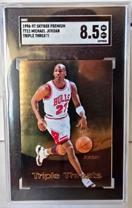 NM-MINT+ SGC 8.5 1996/97 MICHAEL JORDAN SKYBOX PREMIUM TRIPLE BEDROHUNGEN TT11 - Bild 1 von 5