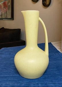 Vtg MCM Laurel Pottery California Large 11" Cerama-Stone Sand Yellow Pitcher Jar - Picture 1 of 7