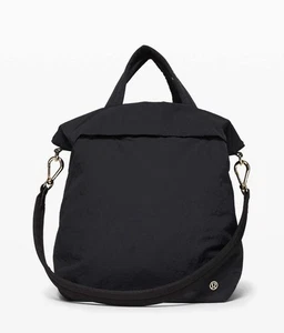 Lululemon On My Level Bag *19L Black / Shiny Gold Tote Bag. Neu ohne Etikett - Bild 1 von 13