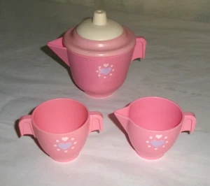 1982 Fisher Price Tea Pot Cream & Sugar heart - Picture 1 of 4