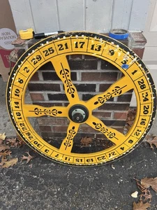 Vintage Antik Holz Karneval Glücksspiel Roulette Rad Spiel Deko Volkskunst Zirkus Schild - Bild 1 von 10