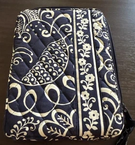 Vera Bradley Mini Tablet Cover/Sleeve 9x6.5 " Blue And White Paisley Case - Picture 1 of 7