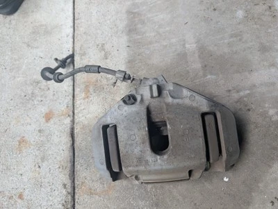 2011 - 2016 Bmw 5 Series F10 535I Xdrive Caliper Brake W Pads Front Left Oem - Image 1 of 2
