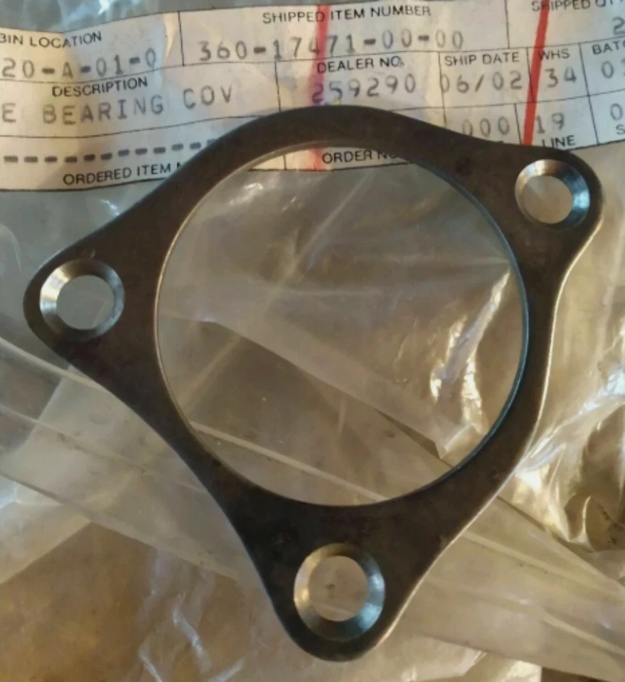 Yamaha RD250 RD350 RD400 TZ250 TZ350 1973-1979 cubierta de cojinete de placa 360-17471-00 Foto 1 de 1