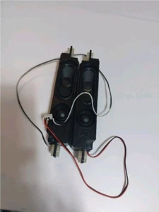 PAR DE ALTAVOCES TV 32 PULGADAS BLAUPUNKT 32/148Z-GB-11B-GU-UK - Imagen 1 de 2