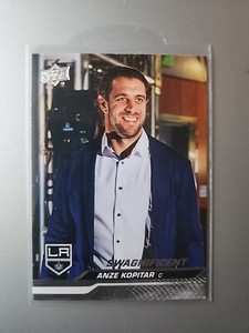 2023-24 Upper Deck Series 1 Hockey Swagnificent Anze Kopitar #82 LA Kings