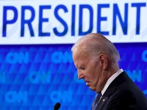 BIDEN RENUNCIA COMO CANDIDATO DEMOCRÁTICO 4x6 POSTAL IMPRESA BRILLANTE - Imagen 1 de 2