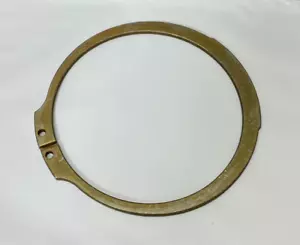 Anillo de retención externo estándar, diámetro del eje de 4", 0,109" de grosor - Imagen 1 de 7