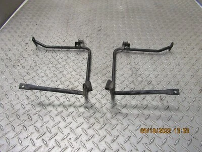 Suportes para-lamas traseiros Kawasaki Trans Mule 4010 direita e esquerda 698 - Imagem 1 de 4