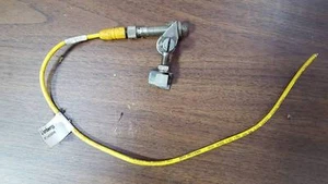 LUMBERG RKT4-633 CON INTERRUTTORE PROX IFM IFS208 W135 - Foto 1 di 1