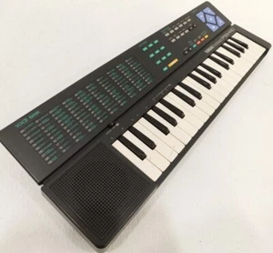 VNTG Yamaha Brand PSS-140 Model PortaSound Electronic Keyboard/Piano - Picture 1 of 5