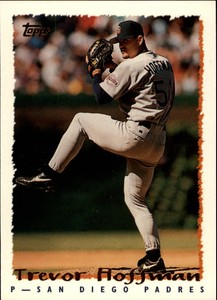 1995 Topps San Diego Padres Baseball Card #7 Trevor Hoffman