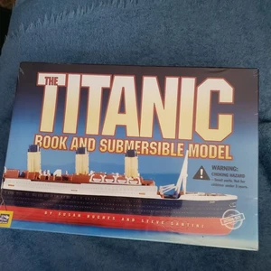 The Titanic Book and Submersible Model Set Susan Hughes Steve Santini NEU versiegelt - Bild 1 von 8