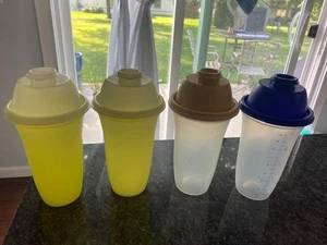 Tupperware Quick Shake Blender Mixer Shakers 16 Oz 844 ~ 4 designs available - Picture 1 of 8