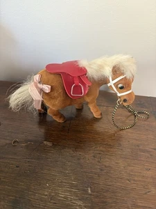 KIPPER NORMAN THELWELL BEFLOCKTES PONY MIT SATTEL HONG KONG - Bild 1 von 4