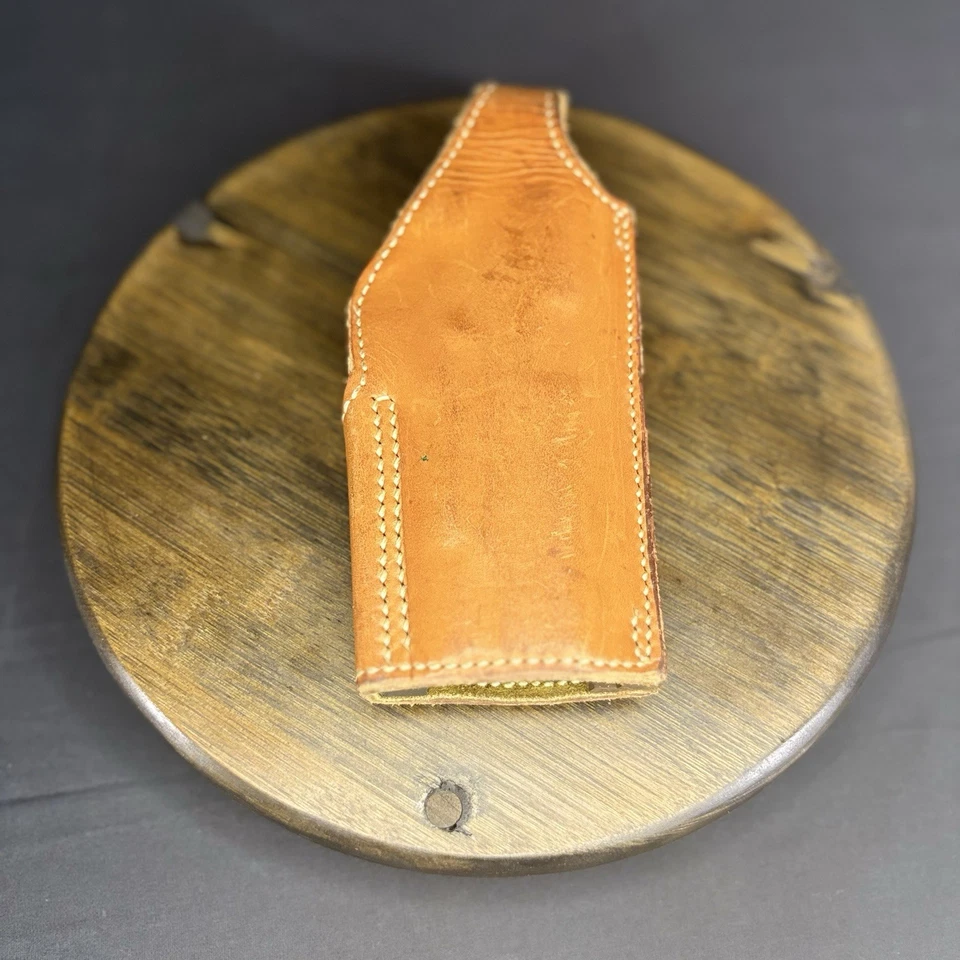 Safariland #2 Brown Leather Holster For Colt G Pistols 2 1/4" Belt Loop RH - Image 1 of 4