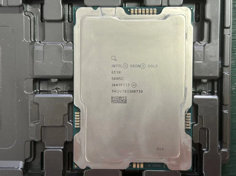 Intel Xeon Gold 6530 Processor 32Core 64Threads 2.1GHz~4GHz TDP-270W LGA4677 CPU - Image 1 of 1
