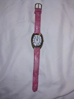 Reloj Gossip de segunda mano con correa de cuero rosa aspecto de serpiente de 6" - 7,75" Foto 1 de 4