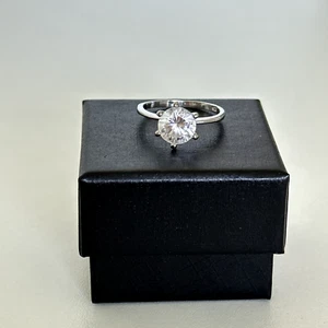 Vintage 925 Sterling Silver Clear Cubic Zirconia CZ Engagement Band Ring Size 7 - Picture 1 of 10