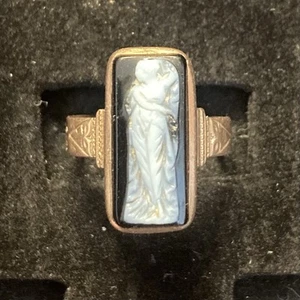 ANTIQUE VICTORIAN 14K GOLD BLACK WHITE CARVED CAMEO RING SIZE 6 YELLOW GOLD - Picture 1 of 9
