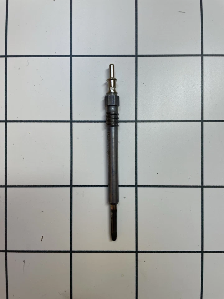 Bujía incandescente diésel Bosch para Dodge Freightliner Sprinter 2500 3500 10 mm 250202142 Foto 1 de 3