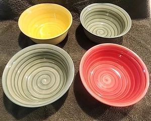 Juego de 4 tazones para servir sopa de cereales de cerámica pintados a mano Swirl rojo amarillo 2-verde - Imagen 1 de 17