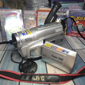 JVC GR-SXM750U Super VHS-C COMPACT VHS Camcorder 600X DIGITAL ZOOM, NO BATTERY - Picture 1 of 10