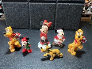Juego de figuras de Disney Mickey Mouse Minnie Mouse Plutón Personajes de Walt Disney - Imagen 1 de 15