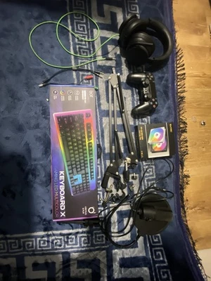 Gaming Kit - Keyboard - Mic - Headphones - Mic Arm - Ps4 Controller - More - Image 1 of 4