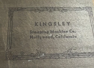RARO Elegance Kingsley Machine Co Tipo Inicial Set Lámina Caliente con Caja de Madera Original Foto 1 de 4