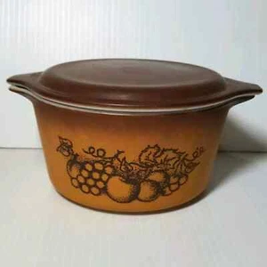 Vintage Pyrex Old Orchard 1QT Baking Dish & Lid - Picture 1 of 6