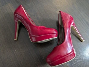 Rote Plateau Lack Pumps von Steve Madden -Gr 41 - getragen, aber guter Zustand! - Bild 1 von 2