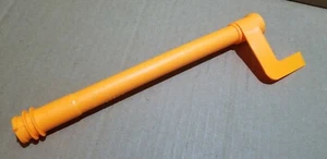 VW JETTA MK5 1.9 TDI BKC BXE ENGINE OIL DIPSTICK GUIDE FUNNEL SLEEVE 038103663C - Picture 1 of 12
