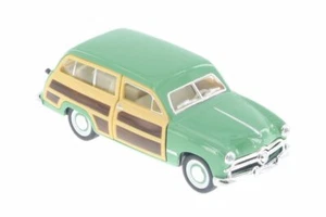 1949 FORD WOODY WAGON KINSMART 5402D 1/40 DIECAST CAR - Picture 1 of 3