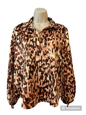 Blusa top Andrew Marc New York para mujer con estampado animal talla S Foto 1 de 4