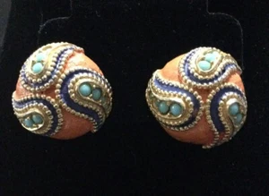 Mimi Din N Clip on Paisley Ohrringe orange blauer Stein eingekreist in Gold & Marine. - Bild 1 von 6