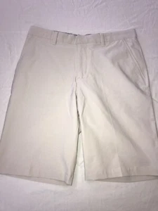NWOT! Men's ADIDDAS Adipure Solid Golf Khaki Shorts Size 32 - Picture 1 of 4