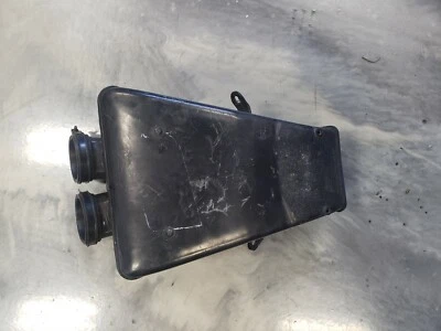 Entrada de ar usada OEM 1995-1998 Honda CBR600F3  - Imagem 1 de 4