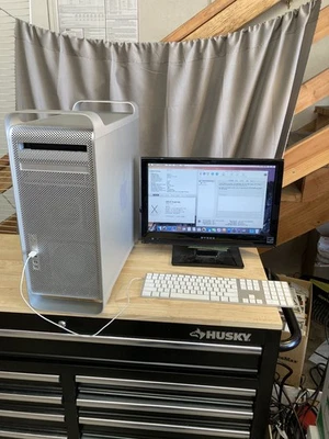 Apple Mac Pro Desktop 2.66GHz A1289 8GB 1.0TB HDD Yosemite W/ Keyboard - Image 1 of 4
