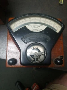 Weston Electrical Instrument Company / Thomas Houston Electric Model 1 Voltmeter - Picture 1 of 12