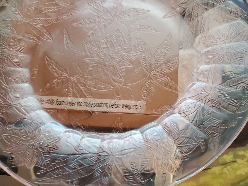 Pink Floral Poinsettia Dinner Plate 9" - Image 1 of 1