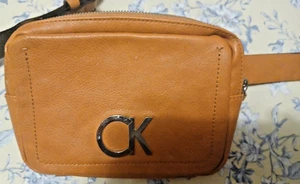 Calvin Klein Jeans Umhängetasche - Bild 1 von 4