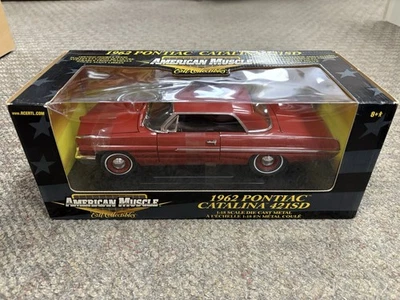 + Coche diecast American Muscle ERTL 1962 rojo escala 1:18 Pontiac Catalina 421SD Foto 1 de 4