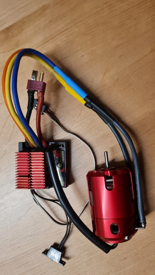 Robitronic brushless Crawler-Regler plus Trackstar brushless 21 Turn Motor - Bild 1 von 3