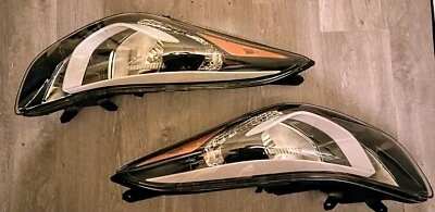 VICTOCAR Headlights For Hyundai Elantra 2014-2016 w Bulb (Discounted Price) - Image 1 of 2